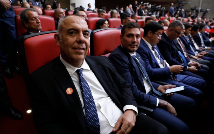 Valdemar Costa Neto, à esquerda em primeiro plano, em sessão no TSE em 12 de maio de 2026; fotografia de arquivo, não da visita de 29 de outubro.