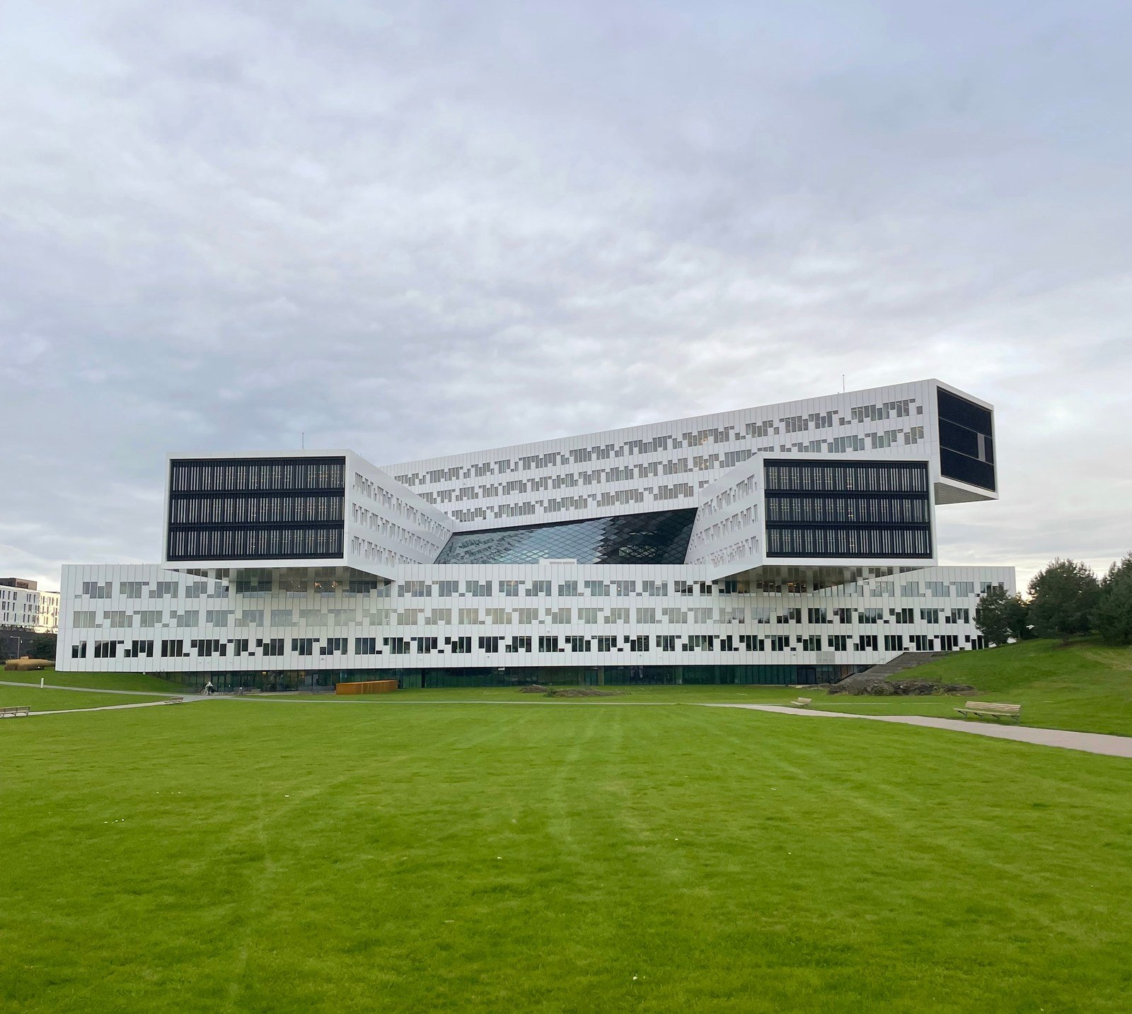 Edifício de escritórios da Equinor em Fornebu, na Noruega.