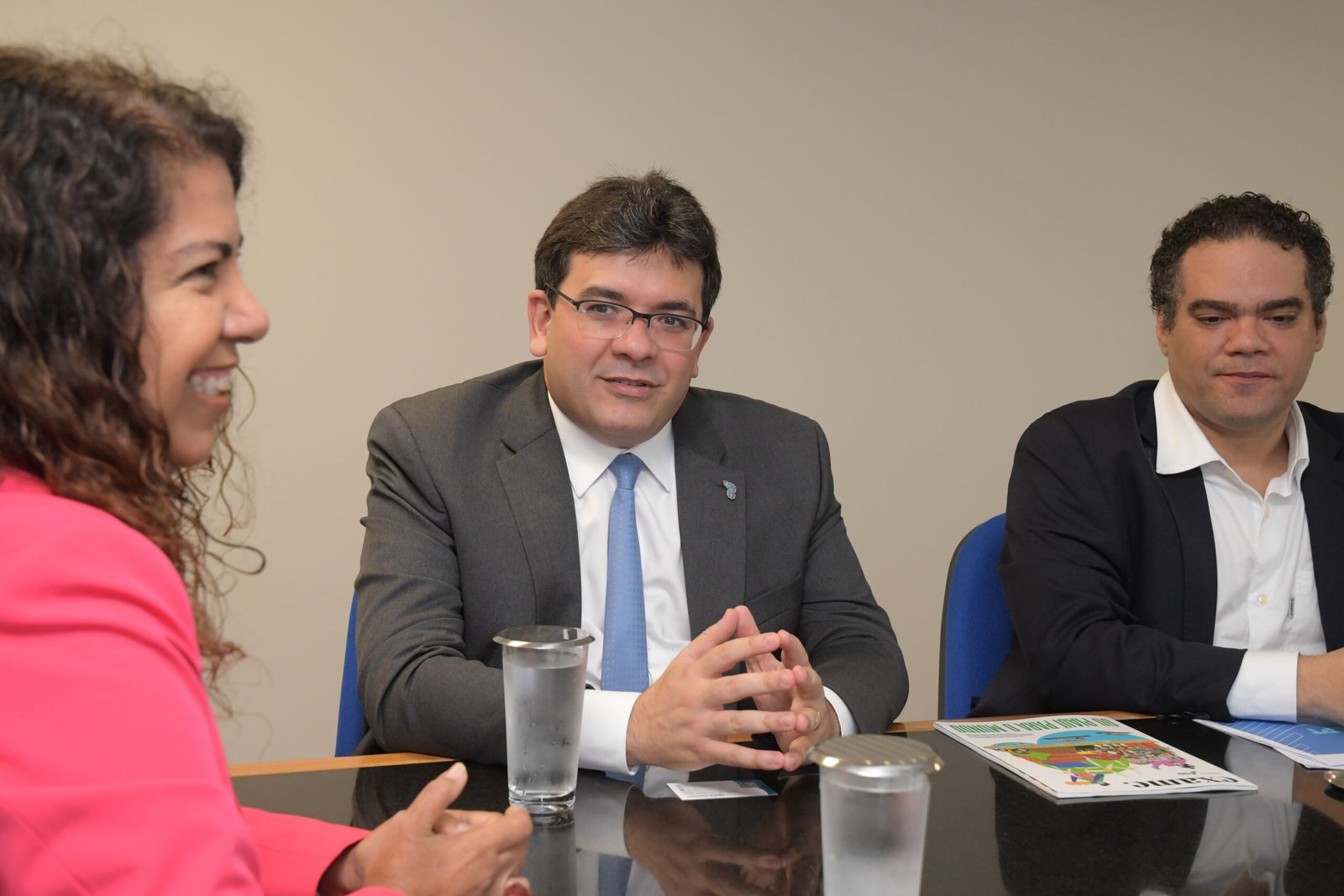 Rafael Fonteles em reunião no Ipea, em Brasília, em novembro de 2024.