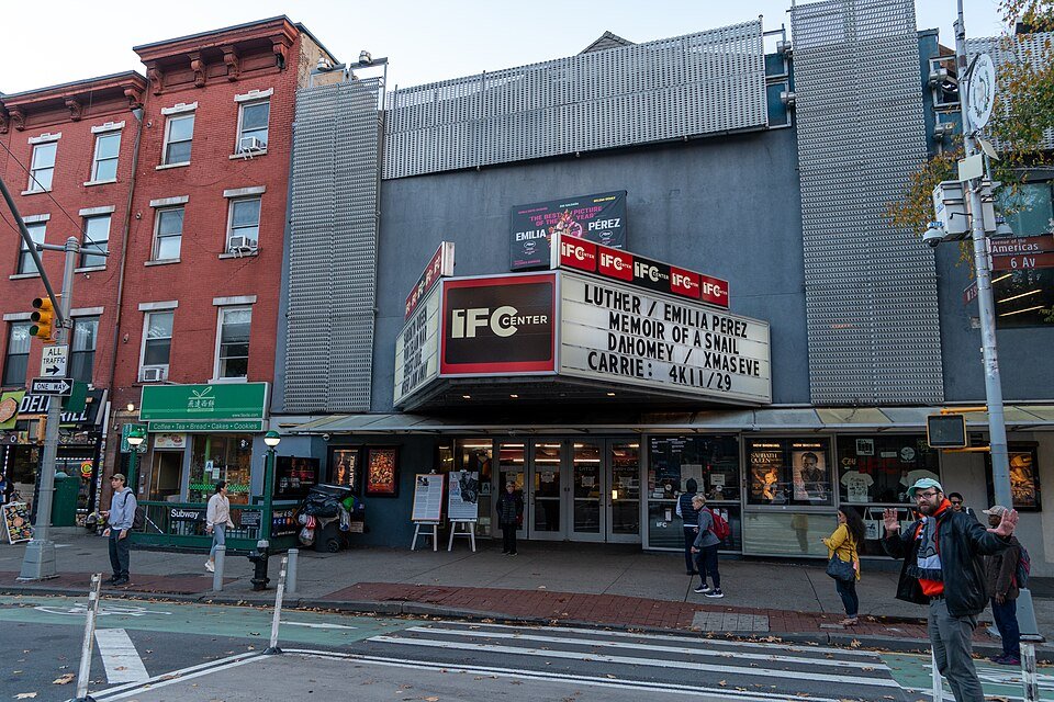 Fachada do IFC Center, cinema de Nova York.