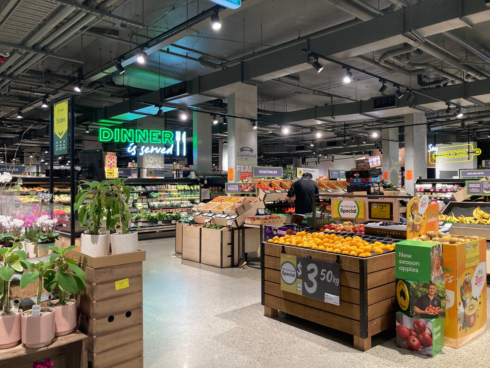 Seção de frutas e verduras em supermercado de Sydney, em fotografia de arquivo.